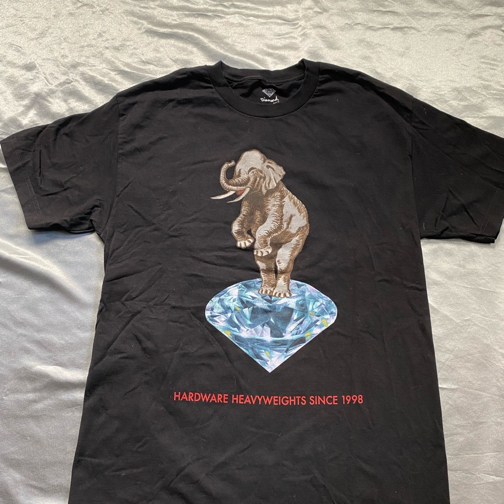 New in packaging Hardware Heavyweight 14 Tee.